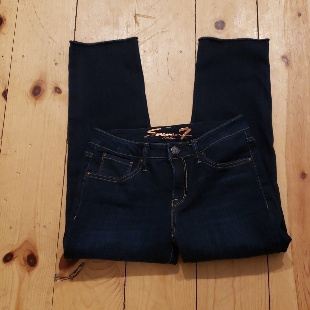 Seven7 jeans size 4 dark blue denim stretchy!! TOWER STRAIGHT CROP